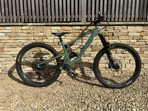 Santa cruz bronson medium - santa,