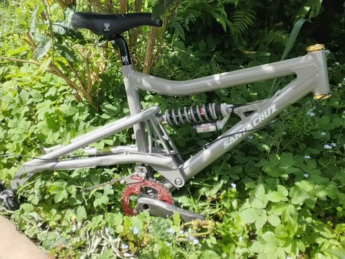 Santa cruz frame - santa,