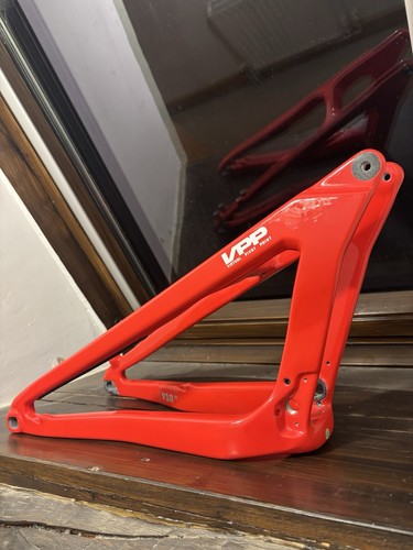Santa cruz v10 rear end - cruz,