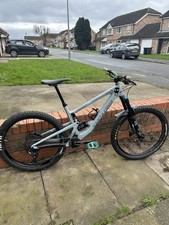 Santa Cruz Bronson C Medium